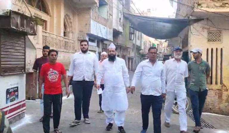 बसपा के कद्दावर नेता हाजी याकूब कुरैशी ने डाली वोट