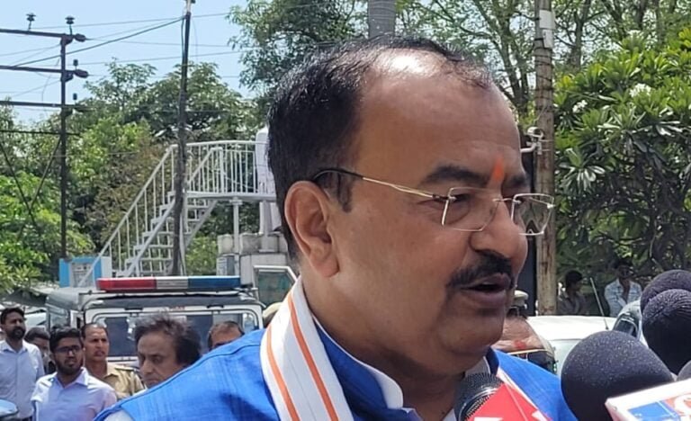 उप मुख्यमंत्री केशव प्रसाद मौर्या पहुंचे मेरठ, करेंगे जनसभा, तैयारियां पूरीं