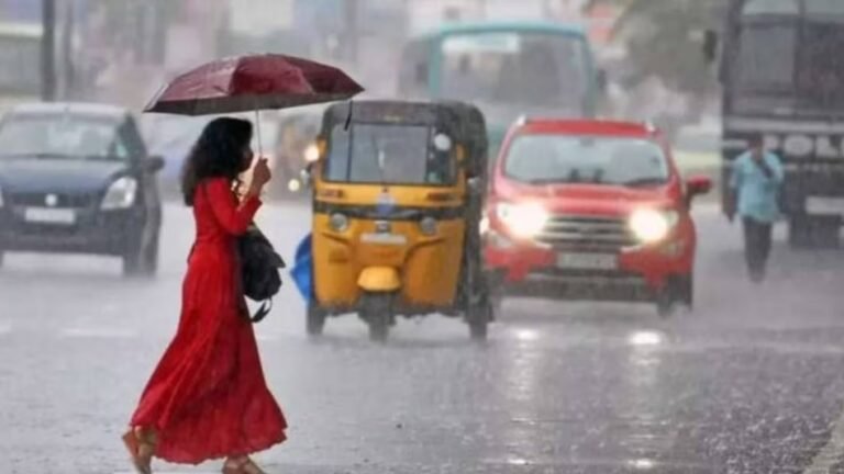 UP Weather: यूपी के कई जिलों में भारी बारिश की चेतावनी, वज्रपात का ऑरेंज अलर्ट