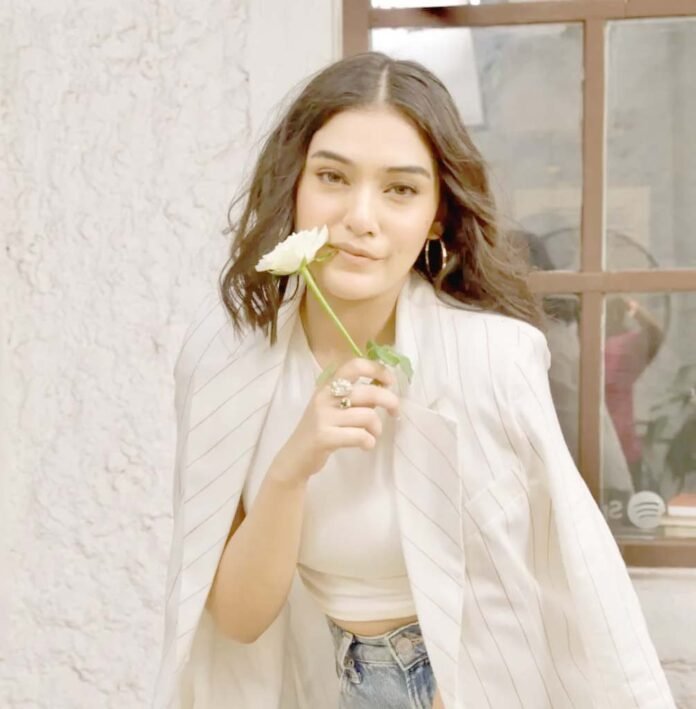 r j mahvish RJ Mahvash