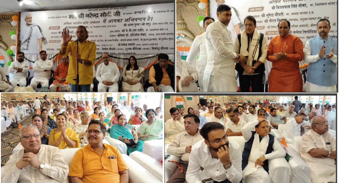 All India Kavi Sammelan organized on the occasion of PM Modi is birthday (2)