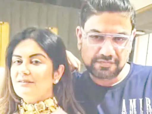 Moradabad Gurjeet Chaddha ki khilaf warent