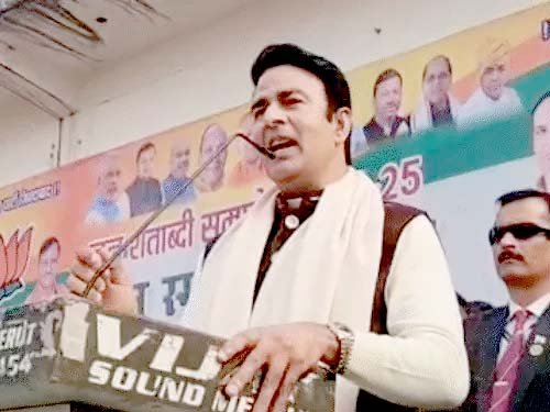 संगीत सोम ने कहा शाहरुख खान गद्दार, बांग्लादेशी क्रिकेटर को खरीदा