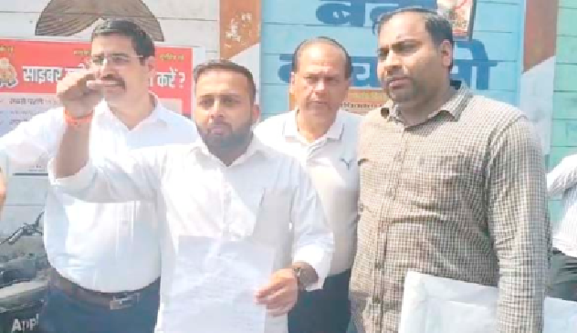 सरके चुनर तेरी सरके गाने पर छिड़ा विवाद