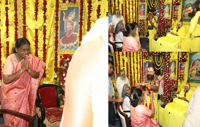 राष्ट्रपति द्रौपदी मुर्मू ने प्रेमानंद महाराज से की मुलाकात