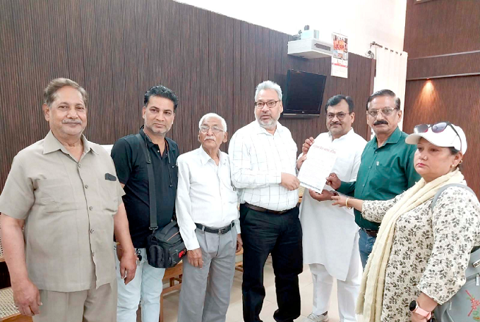 पत्रकारों के लिए बनाई जाए आवासीय कॉलोनी