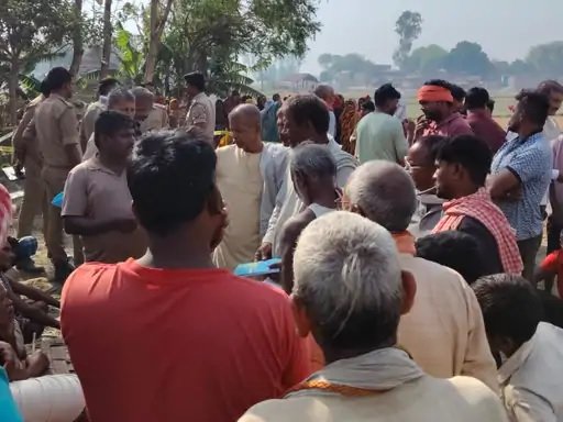 ग्रामीणों में आक्रोश